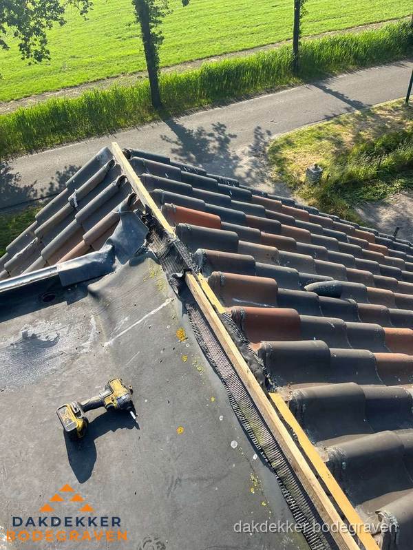 Kosten dakgoot vervangen: werkzaamheden aan dakrand in Bodegraven